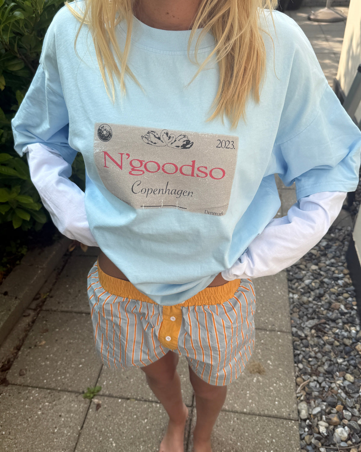 LANGÆRMET PRINT T-SHIRT BLÅ/HVID