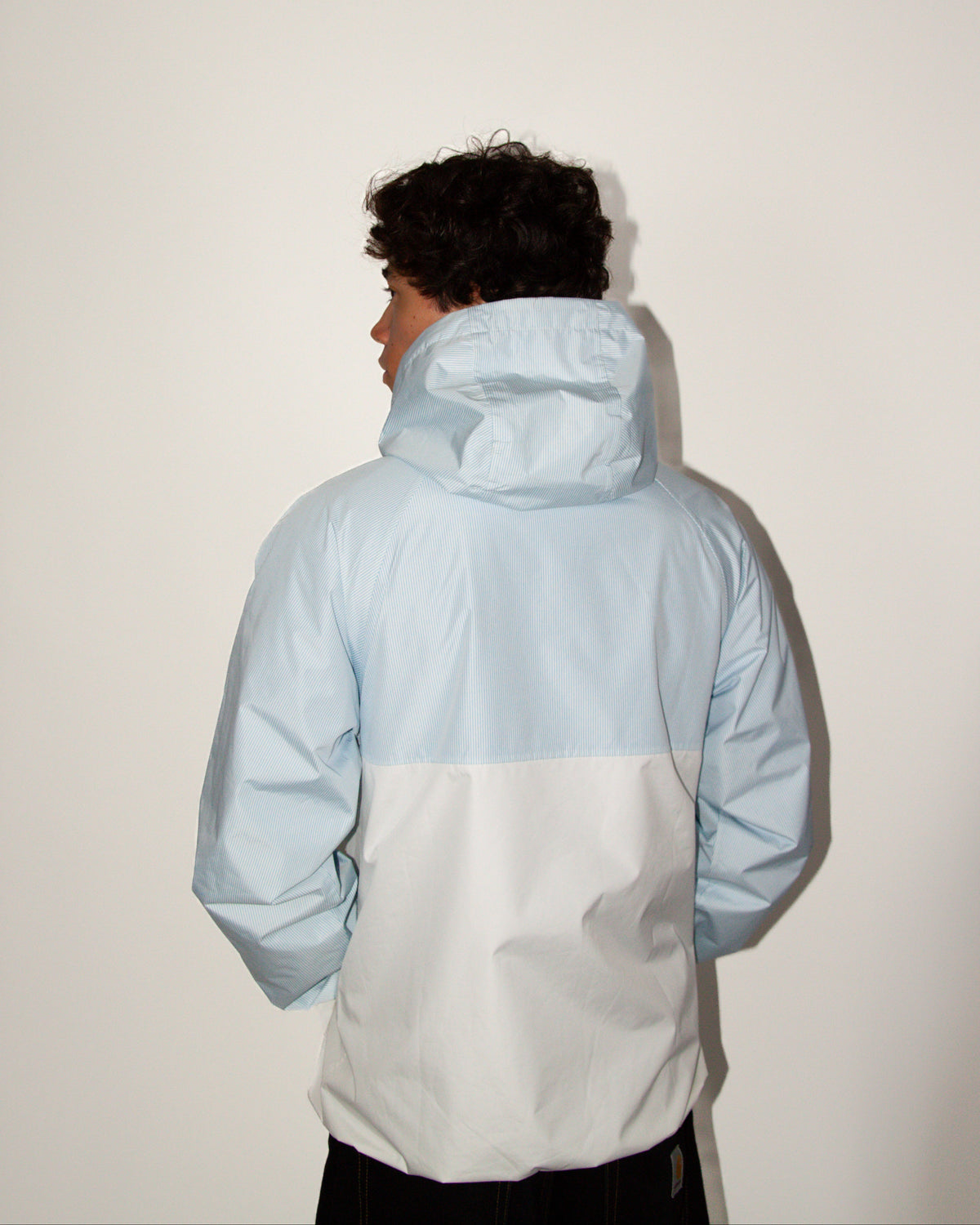 STRIBET VINDJAKKE BLÅ/HVID