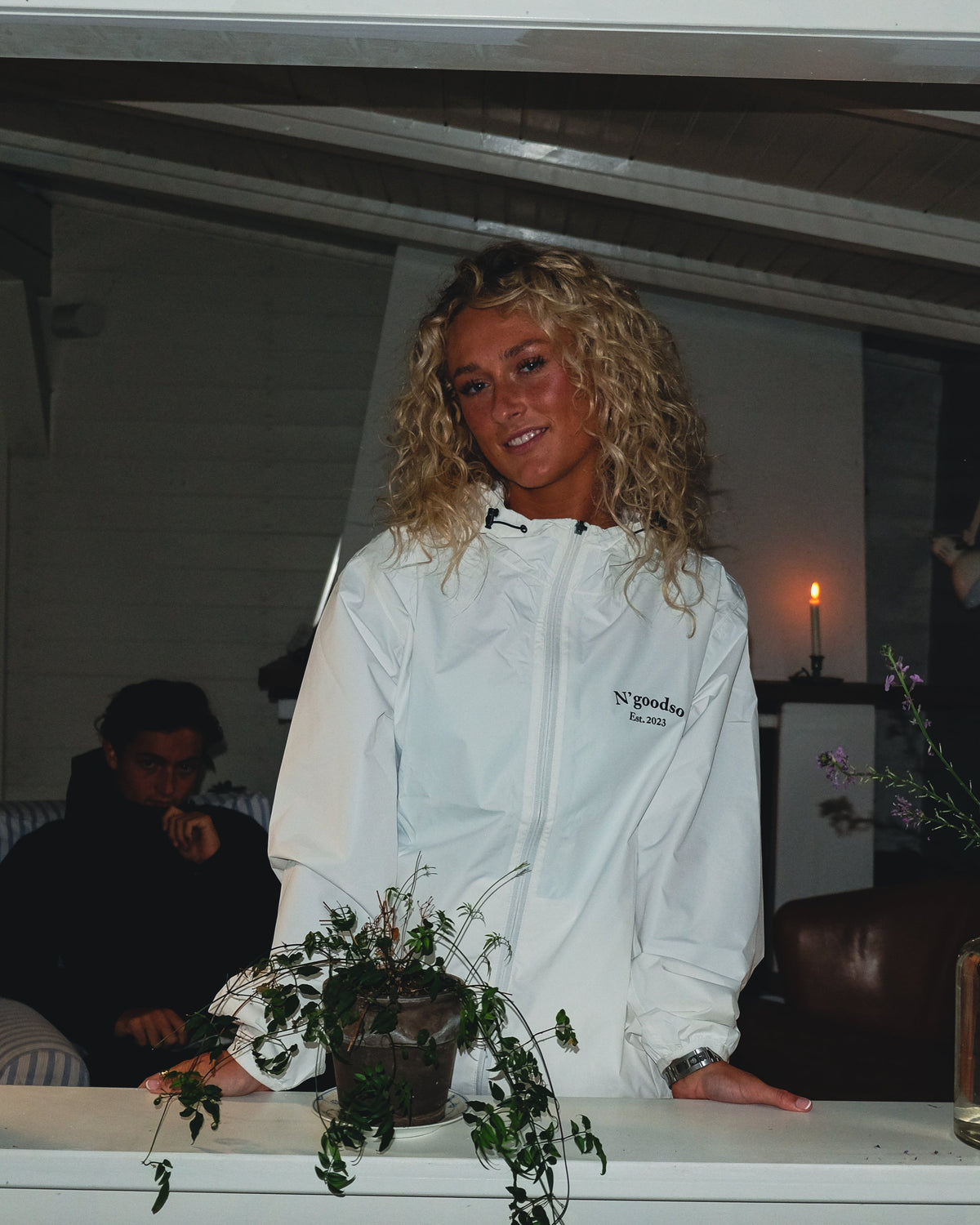 WHITE WINDBREAKER