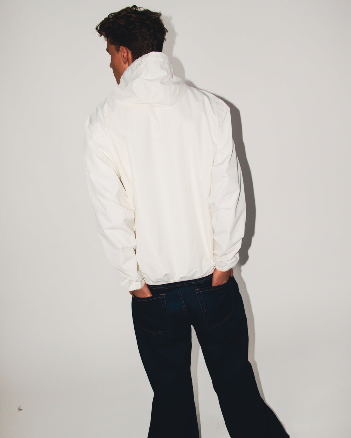 WHITE WINDBREAKER