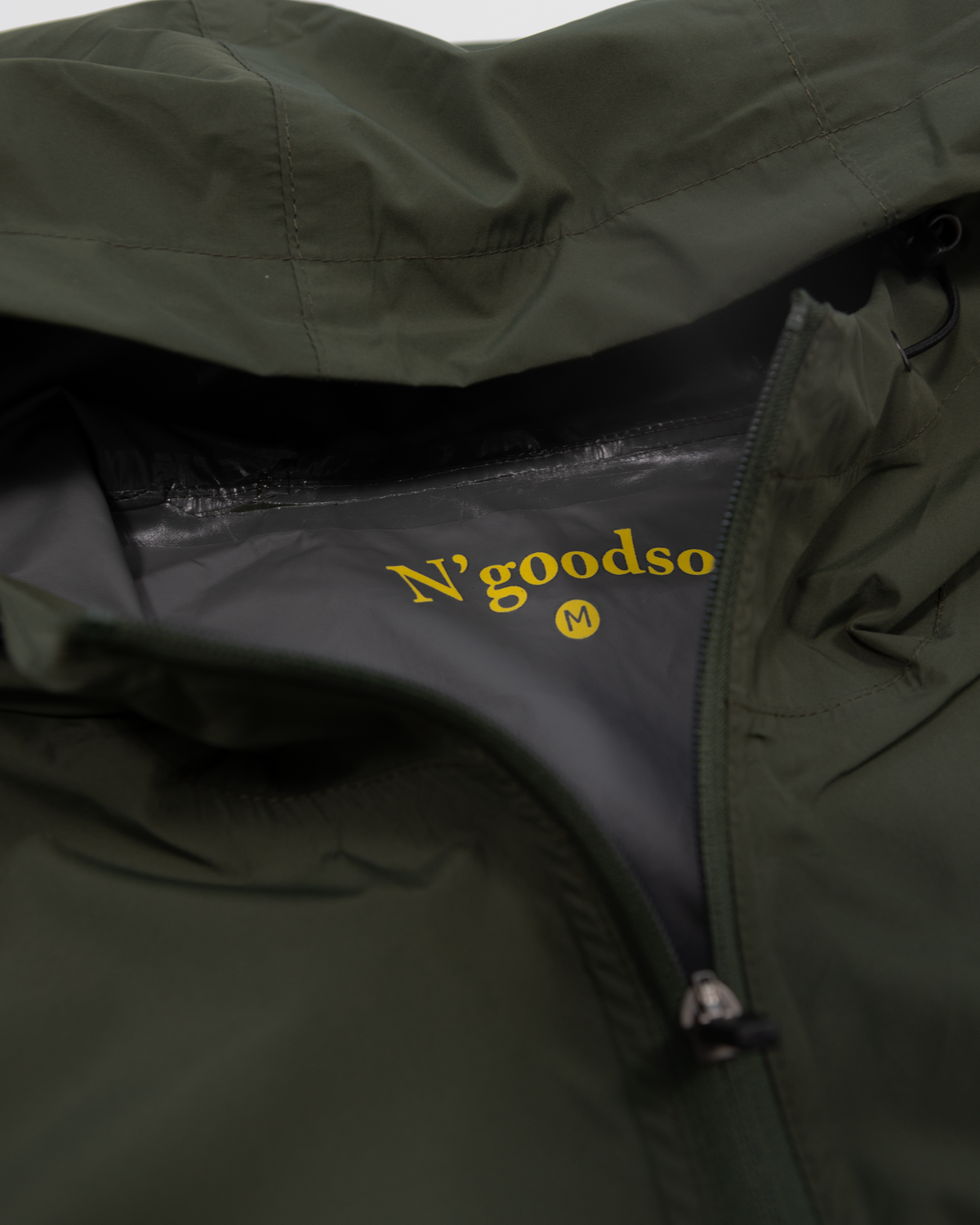 OLIVE WINDBREAKER 
